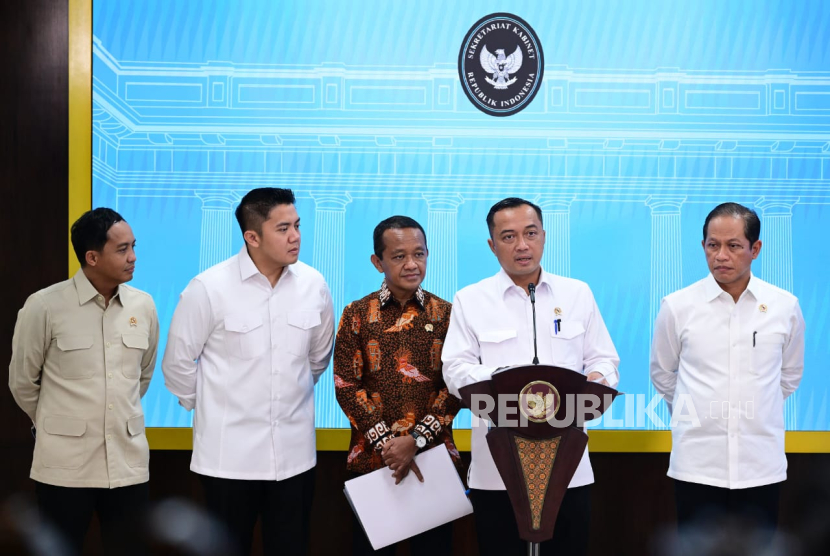 Menteri Sekretaris Negara (Mensesneg) Prasetyo Hadi di Kompleks Istana Kepresidenan Jakarta, Selasa (10/6/2025).