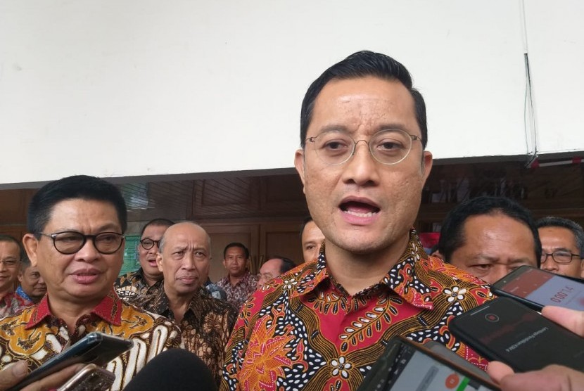 Menteri Sosial Juliari Batubara