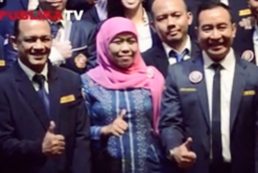 Menteri Sosial, Khofifah Indar Parawansa dan pengurus Karang Taruna RI