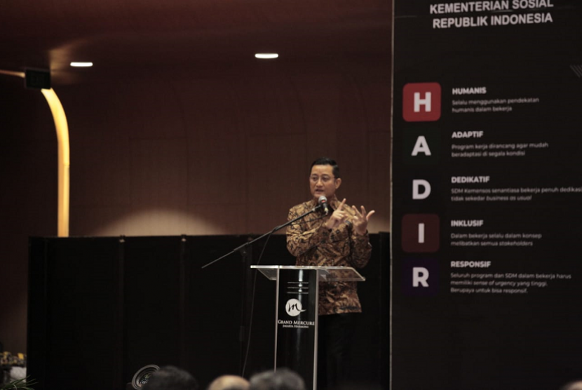 Menteri Sosial RI Juliari P Batubara menghadiri Rapat Koordinasi (Rakor) Program Pemberdayaan Sosial Tahun 2020, di Jakarta, Rabu (19/2).