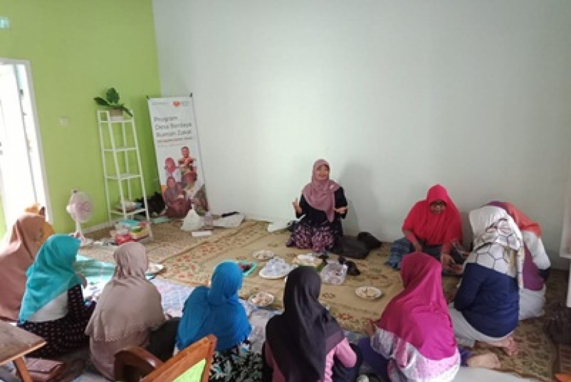 Mentoring bisnis JoCraft binaan Rumah Zakat.