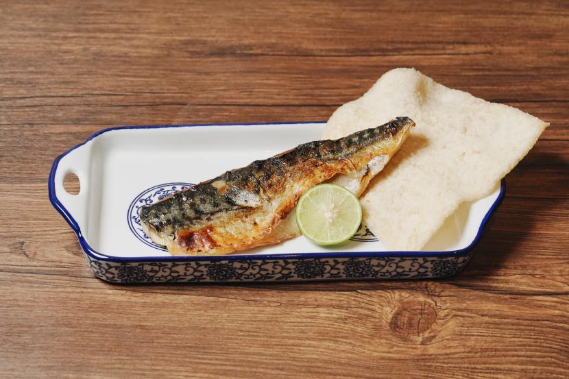  Menu genshiyaki yang menjadi andalan Sumibi adalah Saba Shioyaki atau ikan mackerel yang dibakar. 