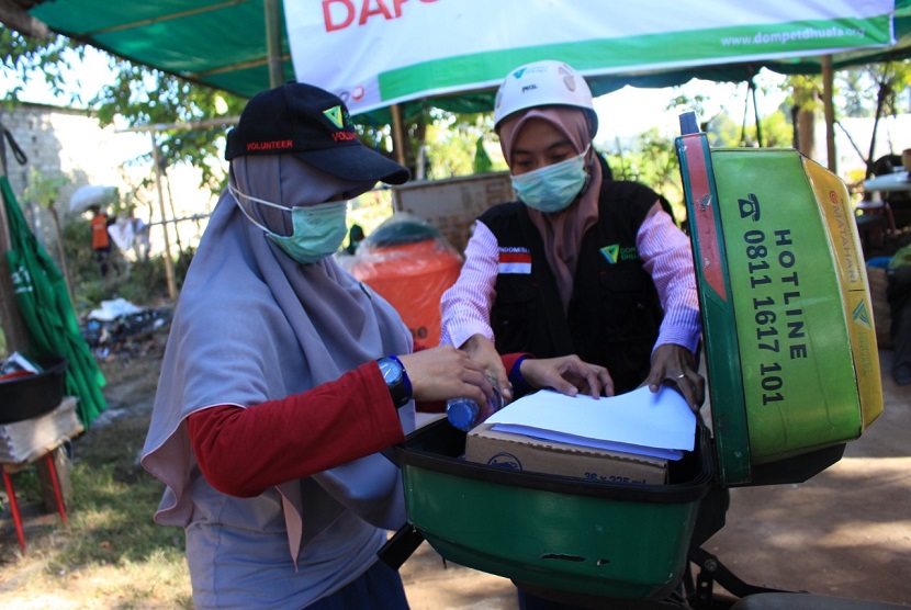 Menurut dr Yenny Purnamasari, selaku GM Kesehatan Dompet Dhuafa, pencegahan yang paling efektif adalah menerapkan Pola Hidup Bersih dan Sehat.