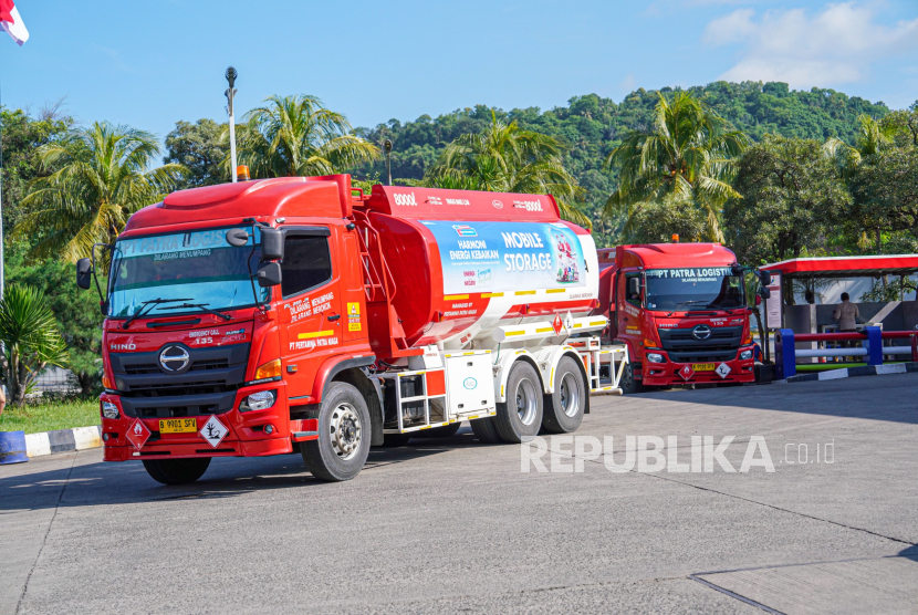 Menyambut musim mudik, Pertamina resmi mengaktifkan Satuan Tugas (Satgas) Ramadan & Idulfitri 2025 mulai 17 Maret hingga 13 April 2025. 