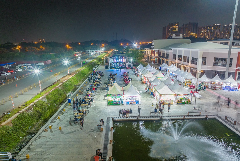 Menyambut pergantian tahun dan sekaligus mendukung UMKM lokal, pengelola Central Park Meikarta mengadakan Festival Bazar 2022 yang digelar mulai 18 Desember 2022 hingga 8 Januari 2023.