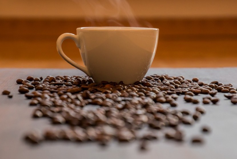 Biji kopi Flores tersedia di jaringan department store hingga kedai kopi Finlandia (Foto: ilustrasi kopi)