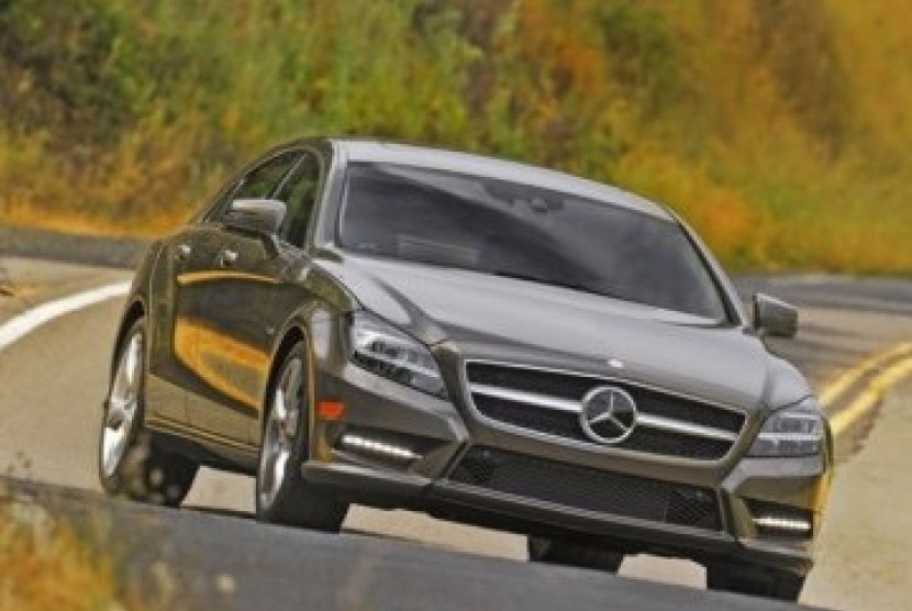 Mercedes Benz CLS Class 2012 Terbaru Yang Baru Saja Di test drive (Photo By : www.eurocarnews.com)