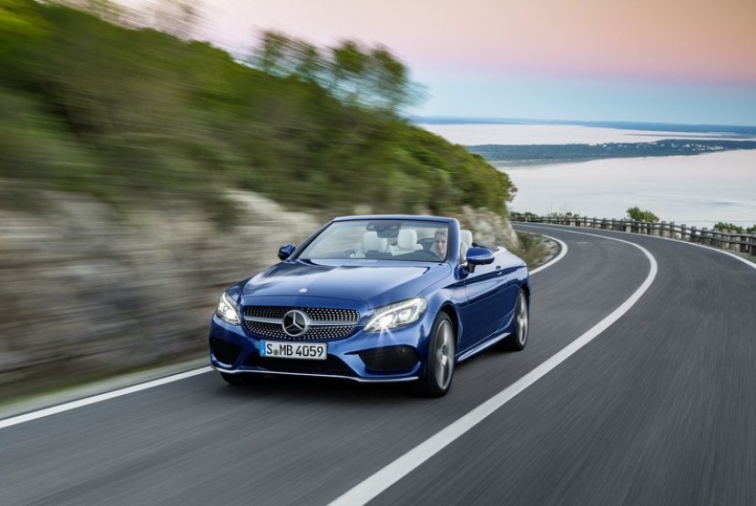 Mercedes C Class Cabriolet.