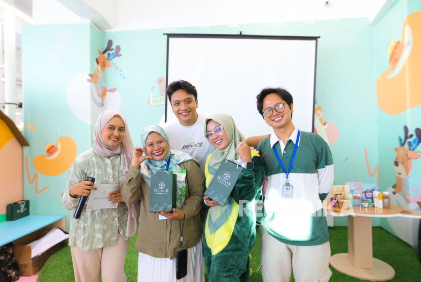 Merek perawatan tubuh asal Bandar Lampung, Rintik Skincare merangsek ke puncak popularitas nasional berkat kekuatan ulasan jujur dari para penggunanya di internet. 
