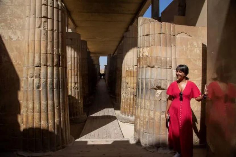 Mesir membuka kembali makam Raja Djoser di piramida Saqqara setelah 15 tahun direnovasi