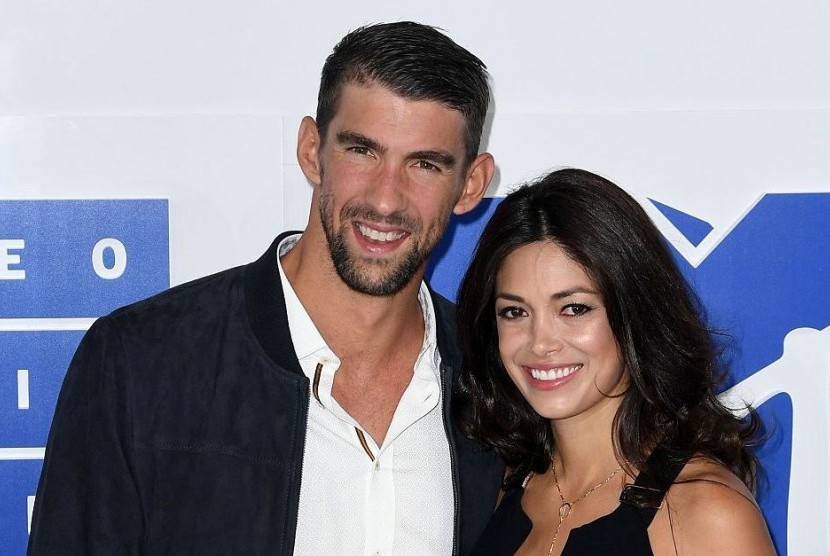 Michael Phelps dan Nicole Johnson