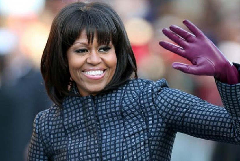 Michelle Obama dan poninya