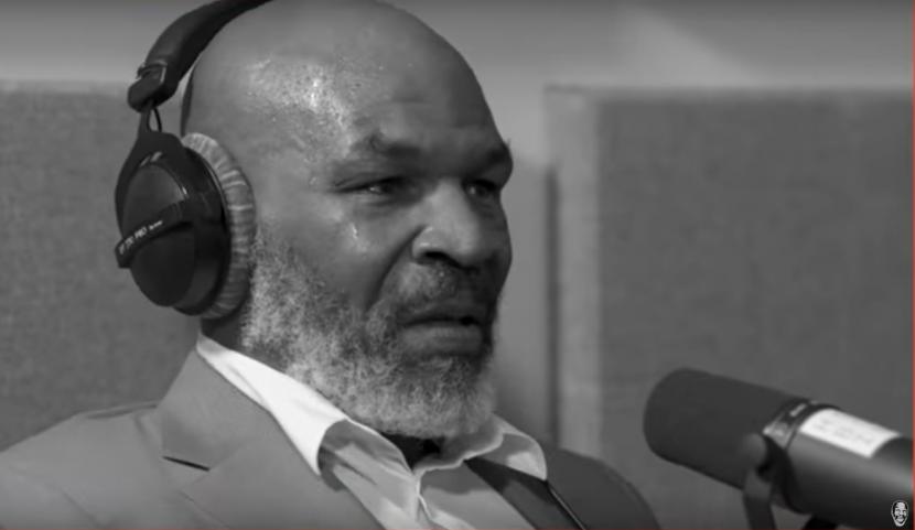 Kisah Mike Tyson di Penjara: Pukul Orang Hingga Jadi Mualaf. Foto: mike tyson menangis