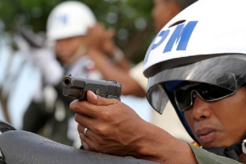 Military police personnel are on high alert during a military drill in Lhokseumawe, Special Province of Aceh. Indonesian President Susilo Bambang Yudhoyono predicts the escalation of security interference in 2013 and 2014. (illustration)