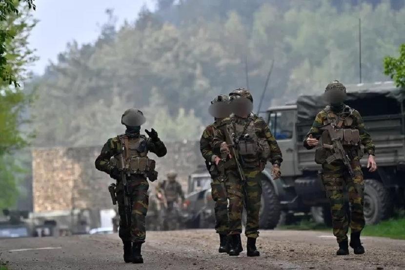 Militer Belgia mencari buronan