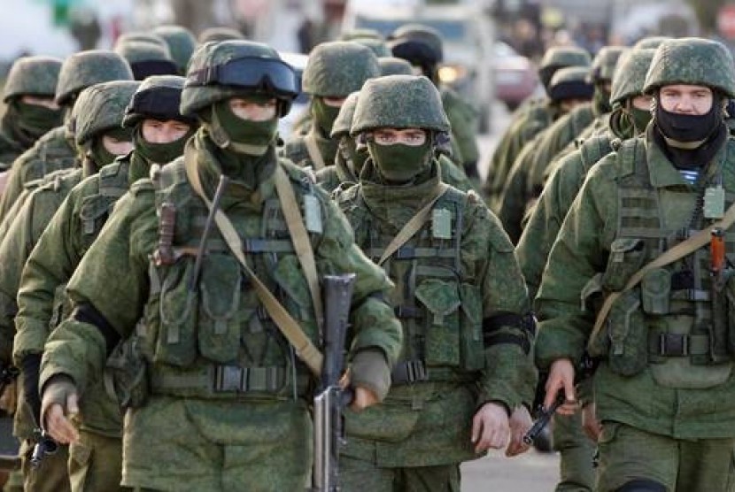 Militer Rusia (ilustrasi). Rusia secara resmi telah menarik diri dari pakta keamanan internasional yang membatasi penggunaan senjata konvensional.