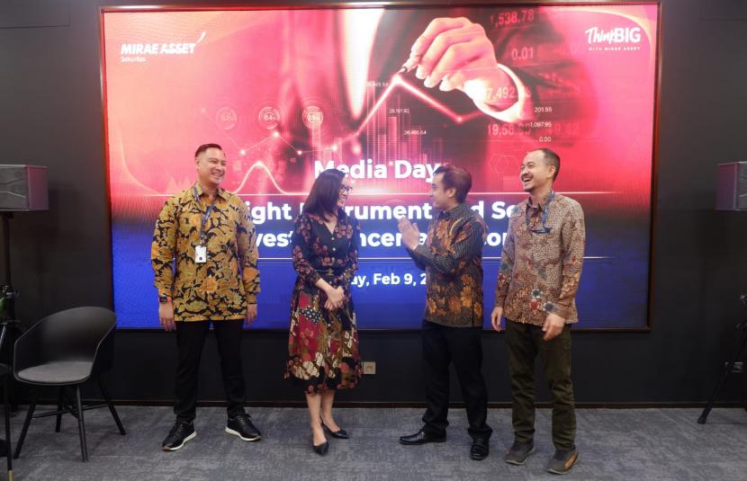 Mirae Asset Sekuritas menggelar Media Day di Jakarta pada Kamis (9/2/2023). Saham sektor teknologi membukukan kinerja positif pada awal 2023. 