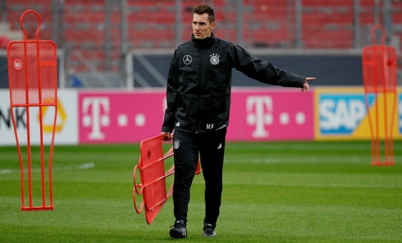 Miroslav Klose diangkat menjadi asisten pelatih Bayern Munchen.