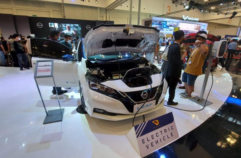 Mobil listrik dari Nissan jadi salah satu produk yang paling menarik perhatian pengunjung GIIAS 2021. 