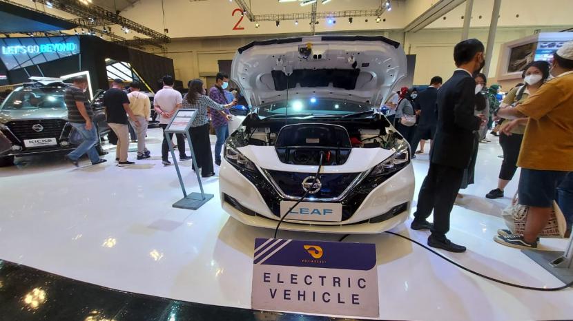 Mobil listrik dari Nissan jadi salah satu produk yang paling menarik perhatian pengunjung GIIAS 2021. 