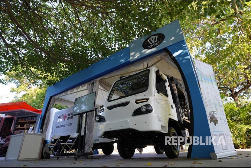 Mobil multiguna pedesaan karya anak negeri ikut tampil di panggung Rumah Resiliensi Indonesia (RRI)  Adapun lokasi panggung Rumah Resiliensi Indonesia berada di Art Buliding Bali Collection, Nusa Dua, Bali. Dua mobil ini memiliki fungsi Alat Mekanis Multiguna Pedesaan (AMMDes) Penjernih Air dan AMMDes Ambulance Feeder, besutan Kreasi Mandiri Wintor (KMW) Indonesia, Bogor.