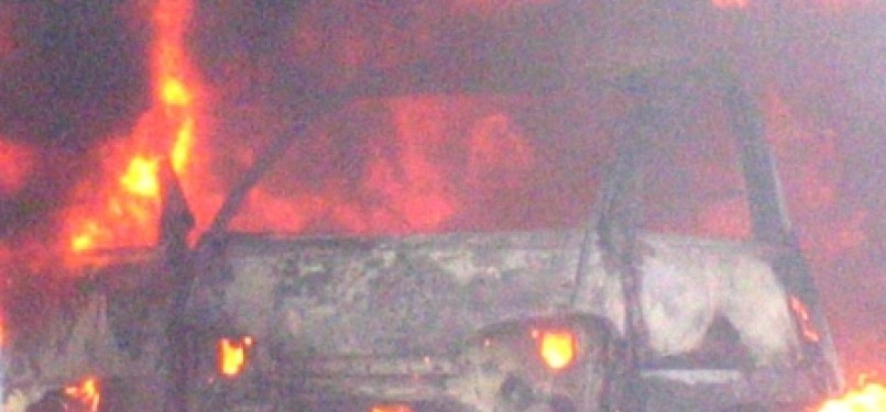 Mobil terbakar, ilustrasi