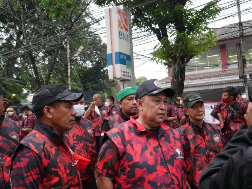 Ketua Dewn Pembina Laskar Ganjar Puan (kedua dari kanan), Mochtar Muhammad, menilai capres internal Ganjar-Puan diprediksi muncul dalam Rakernas II PDIP 