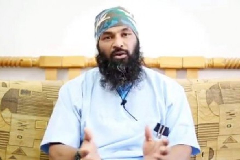 Mohamed Unais Mohamed Ameen muncul dalam video propaganda yang sengaja berlokasi di Suriah.  