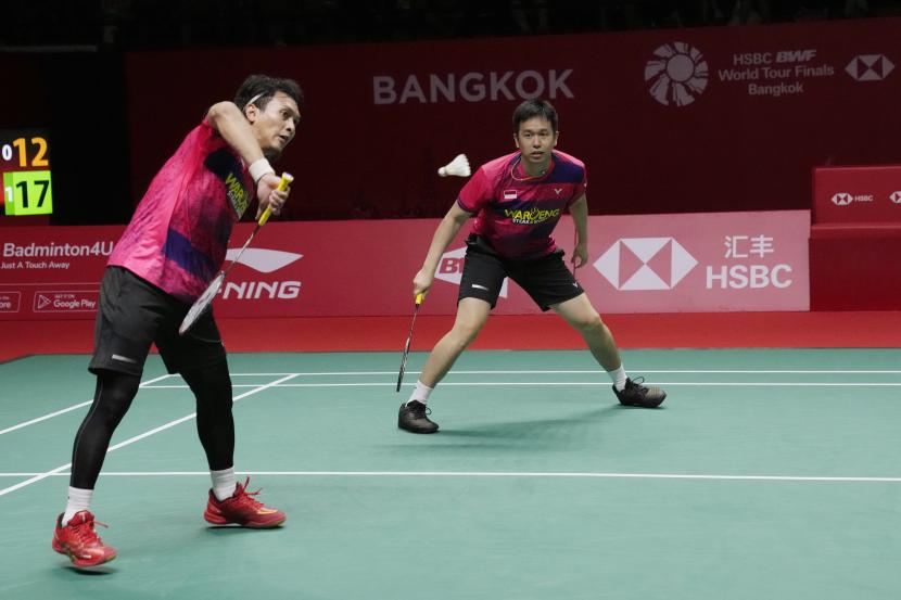 Pebulu tangkis ganda putra Indonesia, Mohammad Ahsan dan Hendra Setiawan (kanan).