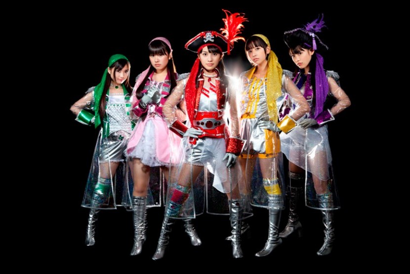 Momoclo