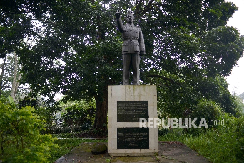 Monumen Bambang Soegeng di Temanggung Jawa Timur.