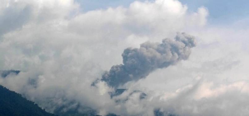 Mount Merapi in Central Java (photo file)