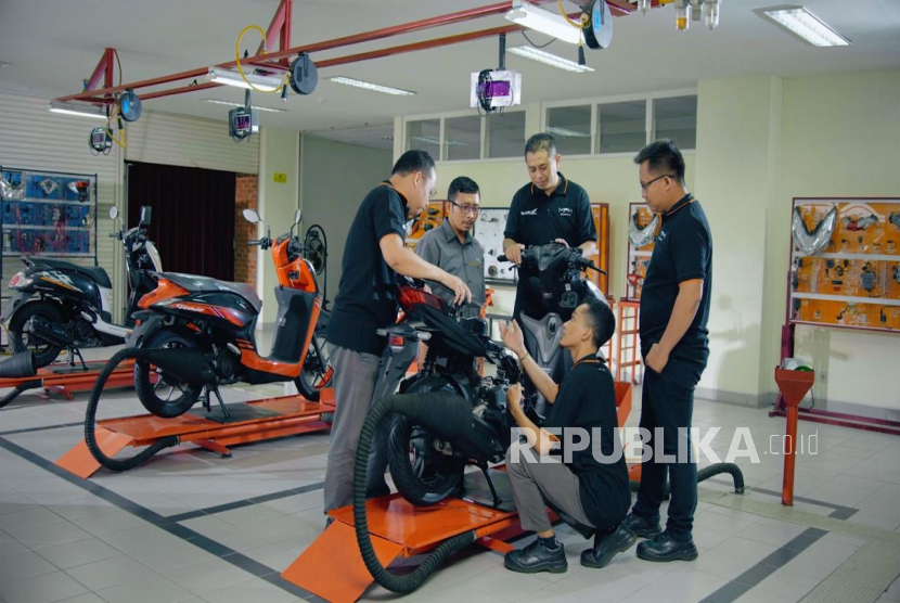 MPMX mencetak laba sebesar Rp462 miliar pada 2025.