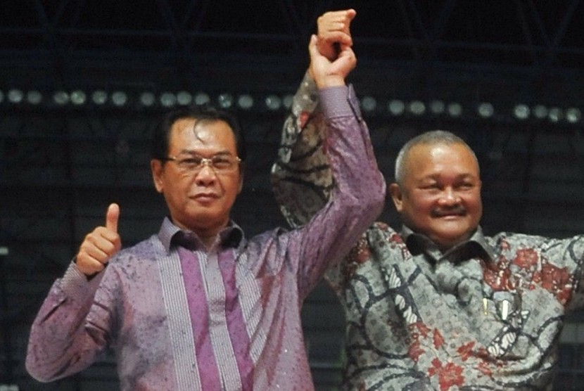 Muddai Madang (kiri) bersama Gubernur Sumatera Selatan Alex Noerdin