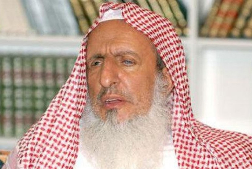Mufti Arab Saudi, Syekh Abdul Aziz bin Abdullah Alu Syekh.