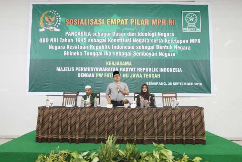 Muhaimin Iskandar menyampaikan Sosialisasi Empat Pilar MPR RI dihadapan anggota PW Fatayat NU Provinsi Jawa Tengah