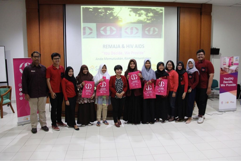 Muhammadiyah Medical Students Activities (MMSA) Fakultas Kedokteran dan Ilmu Kesehatan Universitas Muhammadiyah Yogyakarta (FKIK UMY) menyelenggarakan penyuluhan Awareness Day of HIV/AIDS.