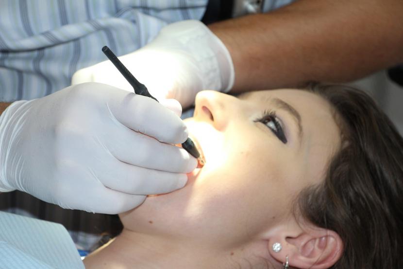 Tanda terkait sakit ginjal bisa diamati dokter gigi di sekitar mulut.