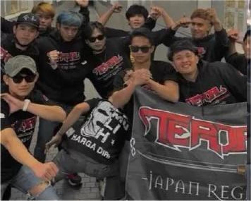 Muncul Geng TKI di Osaka, Jepang yang berkelompok dan membawa celurit.