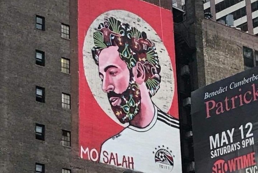 Mural Mohamed Salah di Time Square, Manhattan, New York, Kamis (30/5).