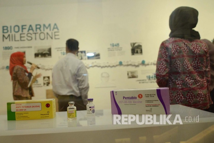 Pruduk-produk vaksin di Museum Biofarma, Bandung. (Republika/Edi Yusuf)