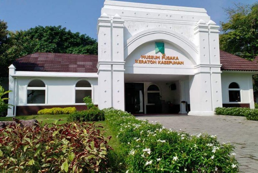 Museum Pusaka Keraton Kasepuhan Cirebon. (Dokpri  Sultan Sepuh XIV, PRA Arief  Natadini)