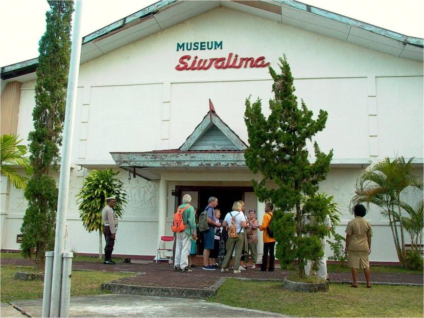 Museum Siwalima Ambon.