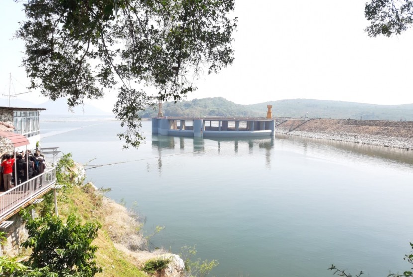 Musim kemarau, TMA Waduk Jatiluhur masih normal. 