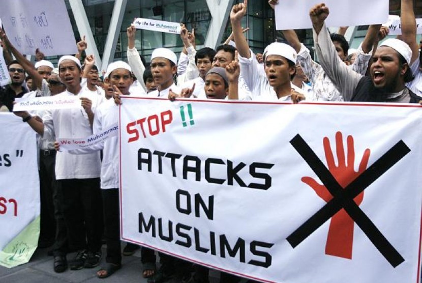 Muslim Thailand protes pada pemerintah Thailand