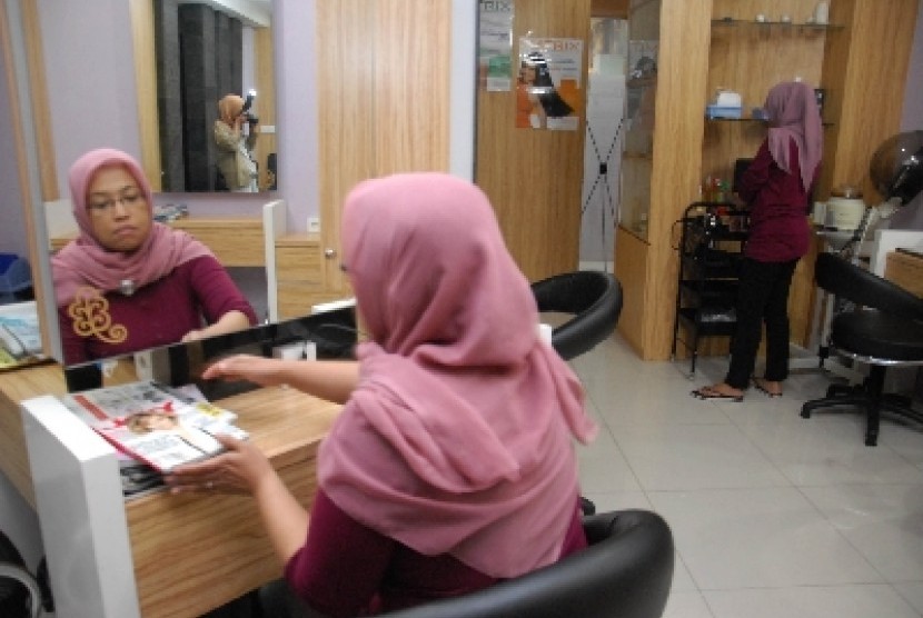 Hak Wanita Muslim untuk Bekerja, Seperti Apa?