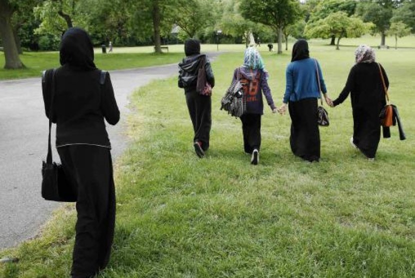 Situs Cari Jodoh Bagi Muslim Diluncurkan di Inggris