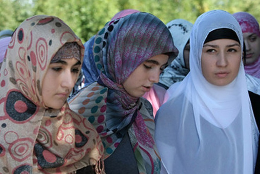 Muslim Rusia Meminta Diperbolehkan Kembali Gunakan Hijab Republika Online.