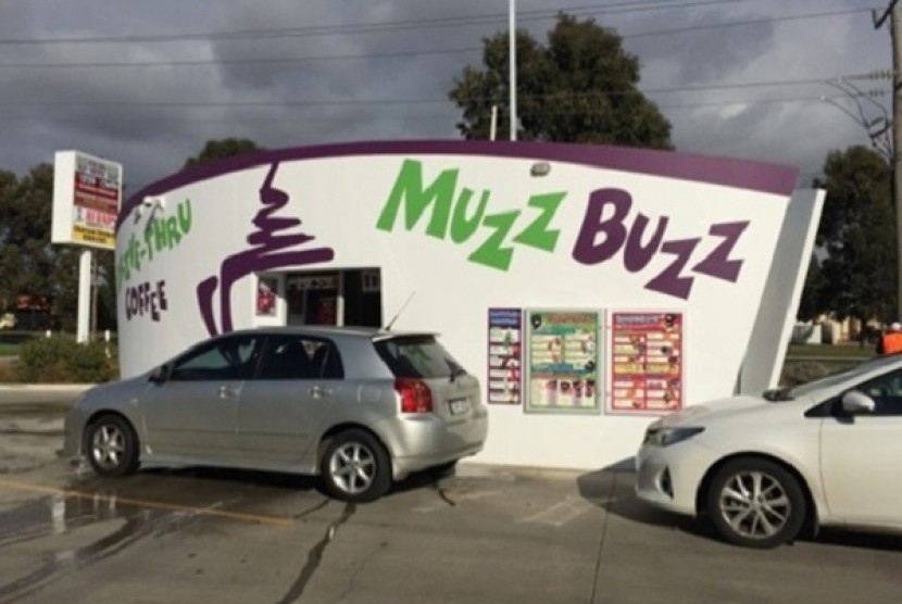 Muzz Buzz beri layanan bagi pengendara untuk menikmati segelas kopi panas