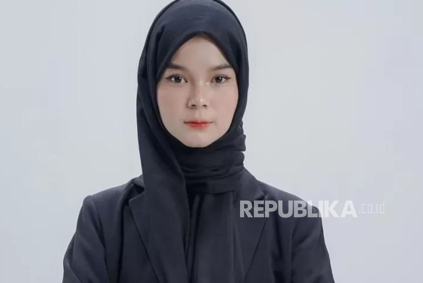 Seleb Tok Nabila Rohimah dan UBSI Tunjukkan Kreativitas Digital di SMK Citra Negara